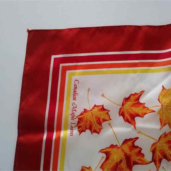 Vintage Skemo Canada Scarf Eleanor Paine Leaves Fall Autumn Japan 100% Acetate - Picture 2 of 5